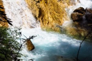 Am Karwendelbach-Wasserfall