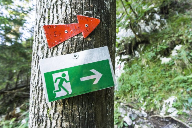 Dieses Schild hätte ich im Bergwald nicht erwartet!