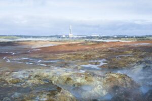 Gunnuhver und die Anlagen des Iceland Deep Drilling Projec