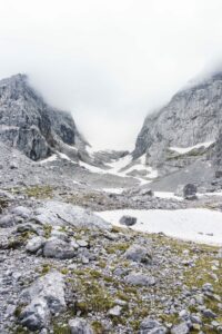 Blaueisspitze, Blaueisgletscher und der Hochkalter in den Wolken