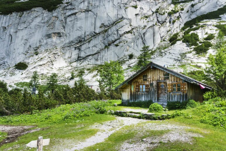 Die Übergangshütte neben der Blaueishütte