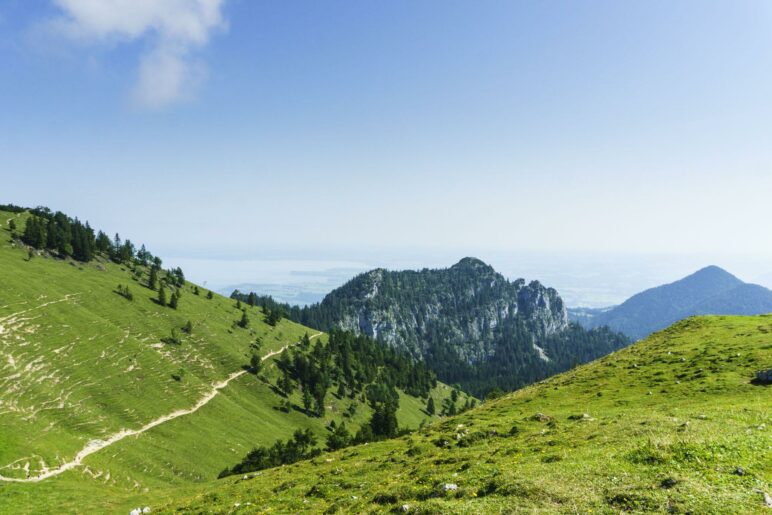 Kurz hinter der Steinlingalm haben wir einen schönen Chiemseeblick