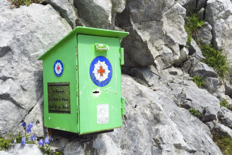 Spendenbox der Bergwacht Bayern am Jenner-Gipfel