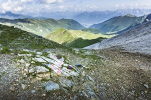 Ein Blick zurück vom Seejöchl zur Adolf-Pichler-Hütte