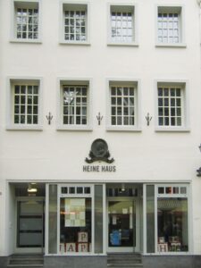 Das Geburtshaus von Heinrich Heine in der Bolkerstraße 53 in Düsseldorf