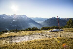 Der Blick vom Wank auf die Zugspitze, Garmisch, den Kramer und Tiroler Berge mit dem Daniel