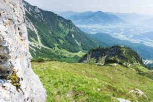 Ein Blick hinunter zur Gaudeamushütte