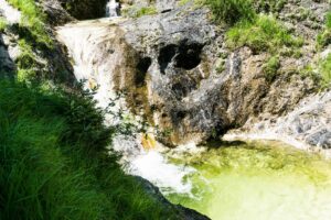 Eine Gumpe unterhalb des großen Felsens