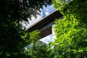 Die Brücke der Staatsstraße St206