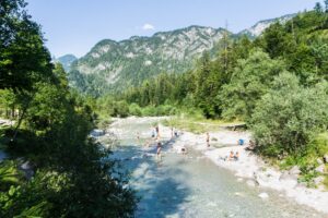 Am Naturbadegebiet Vorderkaser