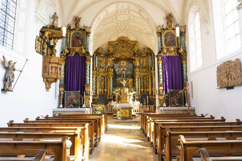 In der Kirche