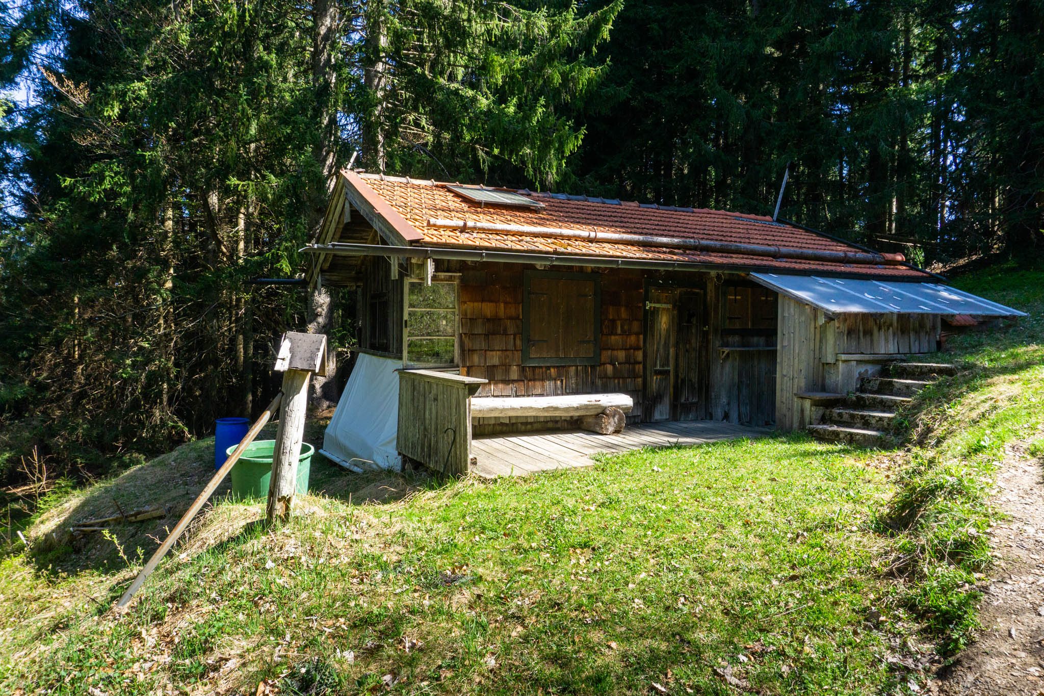 Die kleine Hütte im Wald